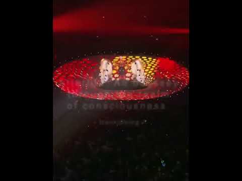 Tale of Us, playing "Cafe del mar" Tale of us Renaissance Remix