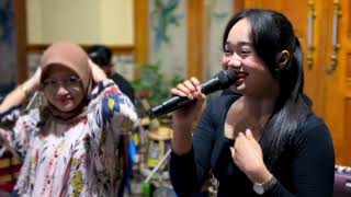 Download lagu SEJUTA LUKA || Devi Prasasti Ft Bella Nadilla || edisi latihan bareng  mp3