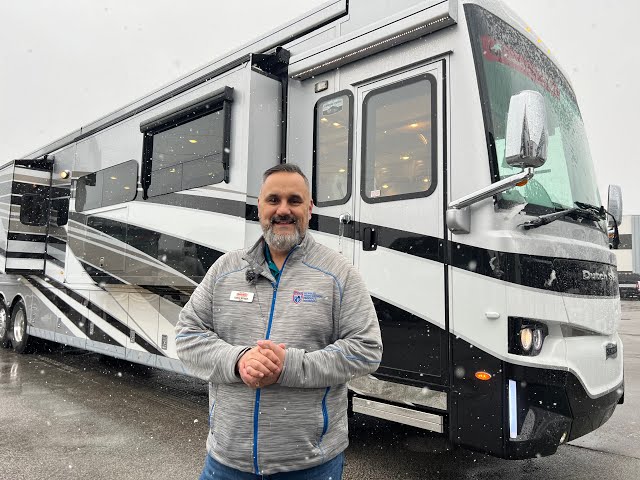 Preview image of 2024 Newmar Dutch Star 4325 (17N232072) youtube video