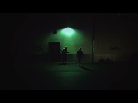DXVE - BLAUSCHWARZ  (Official Music Video)