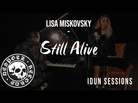 Lisa Miskovsky - Still Alive - Idun Sessions (Official Live Video)