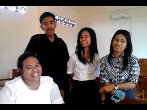 salam dari popi,yuni,agnes,ondry