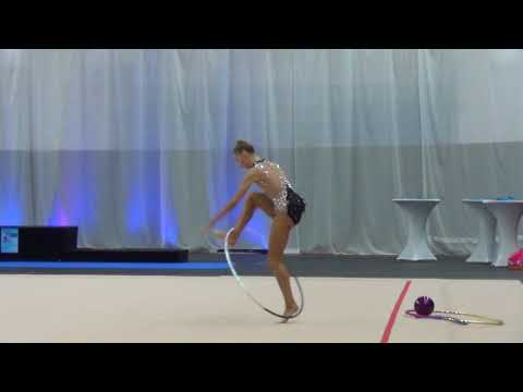 Mia Valge EST junior hoop Winter Princess 2018