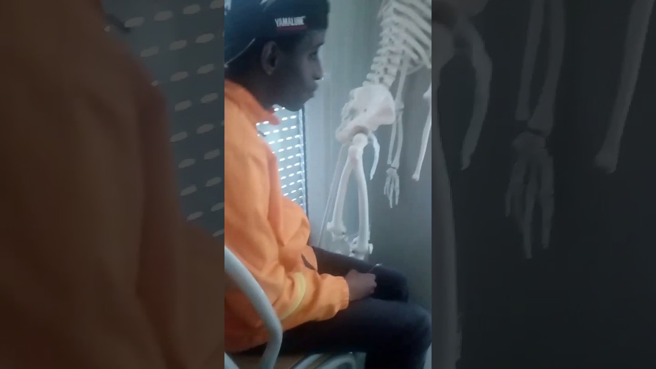 Watch video IL LUI LECHE LE CUL !!! IL LUI LECHE LE CUL !!!