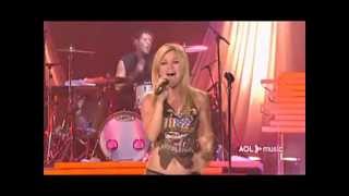 Kelly Clarkson - Low (AOL Music Live)