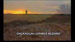 Download lagu Qathrunnada - Cinta Agung mp3