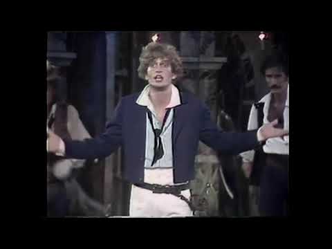 "IT REALLY DOESN'T MATTER" PIRATES OF PENZANCE REX SMITH, TAPED LIVE AT THE DELACORTE THEATRE, 1980
