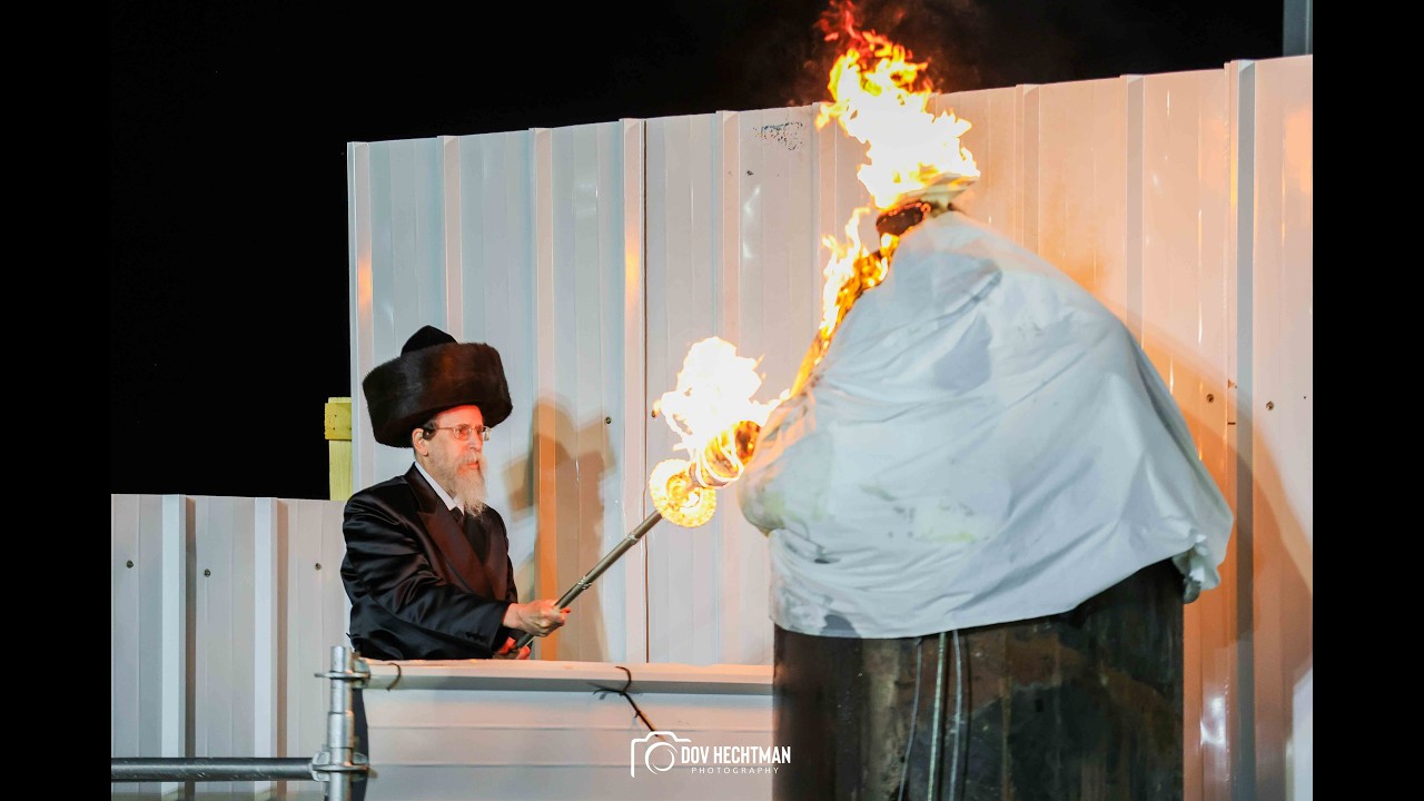 ל"ג בעומר תשפ"ן | ושידור חי מההדלקה המרכזית בראשות כ"ק מרן אדמו"ר מבאיאן שליט"א 