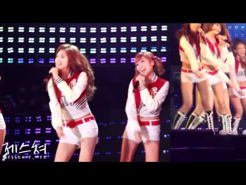[Fancam] 101013 Jessica SNSD  - Oh! @KIKO Citizen Awareness Festival