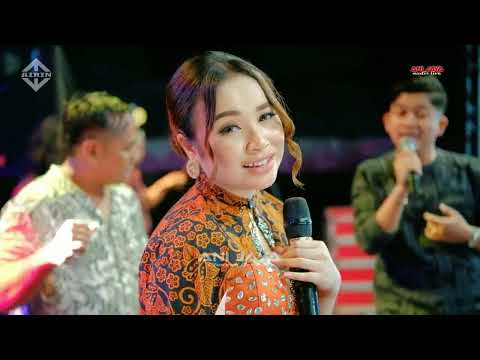 HARTA DAN KESETIAAN - MASE & TASYA ROSMALA