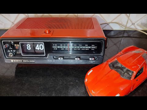VINTAGE SANYO RM5010 FLIP FACE STEREOCAST CLOCK RADIO #flipclock #radioalarmclock #short