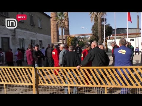 Protesta për pagat. Punonjësit e Armo-s nuk janë paguar prej muajsh