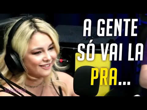 CASAL DE NERD NA CASA DAS PRIMAS