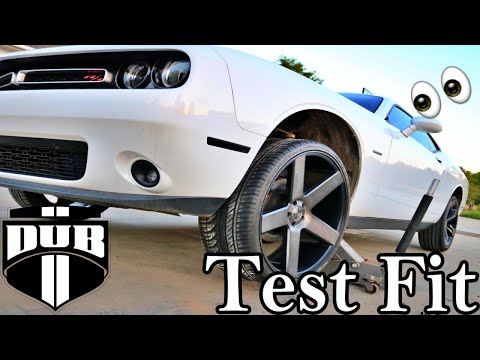 Test Fitting My 24" Dub Ballers On My Dodge Challenger RT