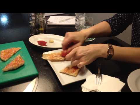 Simple Steps to Making Traditional "Pan con Tomate" | Devour Barcelona