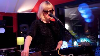 Gwenno - Chwyldro [Live]