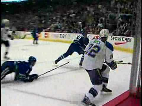 2009 Playoffs - Blues @ Canucks 4/15/09 - GAME 1