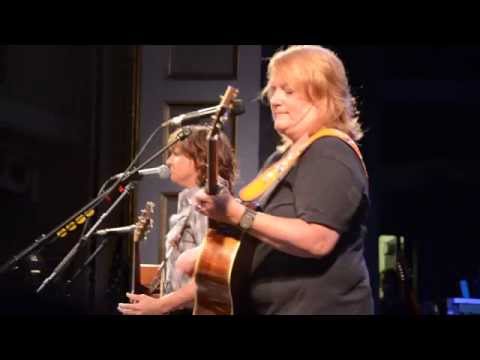 Indigo Girls with Hannah Thomas