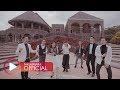 Delon Thamrin - Jingle Bell Rock (Feat. Friends)