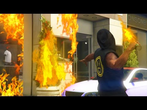 GTA 5 Online - TRAPPING PEOPLE ONLINE IN BURNING BUILDINGS! (GTA V Online)