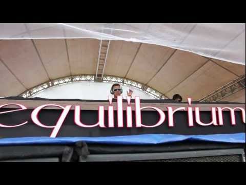 NoaTv - Equilibrium -  Max Grillo