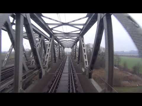 A train driver's view: Den Bosch - Utrecht CS, SLT, 01-Apr-2018.