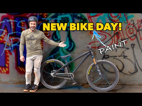 We painted my dirt jump bike and it looks sick!