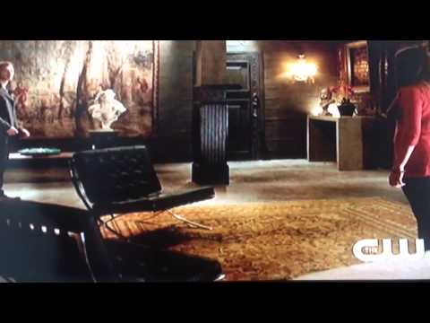 The Vampire Diaries - 4x06 - Klaus tells Elena about his hallucinations
