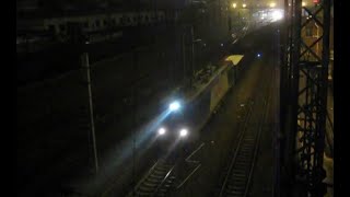 preview picture of video 'HXD1C, China Railway freight train 中国铁路'