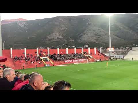 Босния и Герцеговина, Мостар. На матче «Вележ» Мостар - «Борац» Баня Лука ч.3