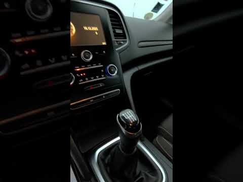 фото renault megane iv 0