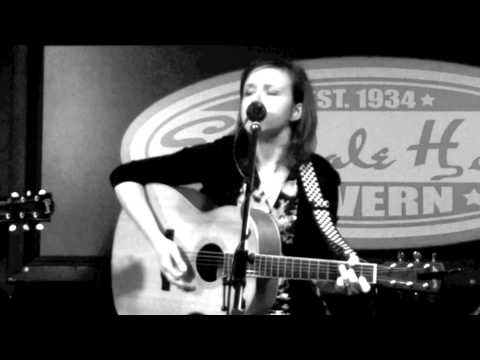 Meredith Luce @ The Elmdale Tavern Ottawa  2012