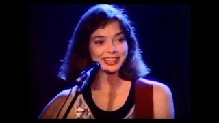 Nanci Griffith - There&#39;s A Light Beyond These Woods (Mary Margaret)