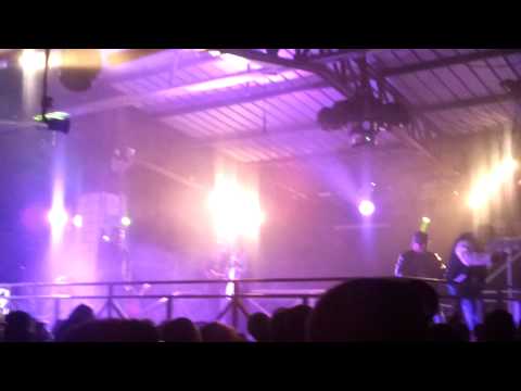 N'J-KL Chaud Live prestation Boeuf Moka.