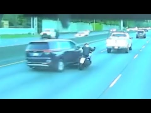Minivan Sideswiped Motorcycle in Hit-and-Run on Oregon Highway