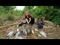 Catching Fish Trapping Giant Fish To Sell At The Market Taking My Little Daughter To School