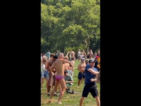 Massive water balloon fight at Central Park amid heat wave