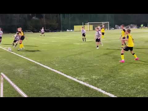 2010 II liga 1 kolejka KS Łomianki - Juventus Academy II (2 połowa)