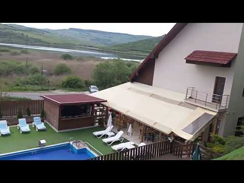 Pensiunea Lacul Știuci | La 10 km de Gherla se afla poate cel mai frumos lac de ses din judetul Cluj