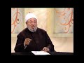الثقة بالنفس أمر محمود ومطلوب من المسلم، ولكن على أن لا تصل هذه الثقة إلى حد الغرور أو الإعجاب بالنفس.