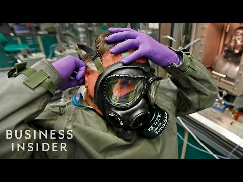 美国政府秘密生物武器实验室内部(Inside The US Government's Top-Secret Bioweapons Lab)