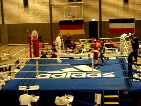 Yaser unsere Schwarze Perle aus dem Sundan...Boxen in Kiel