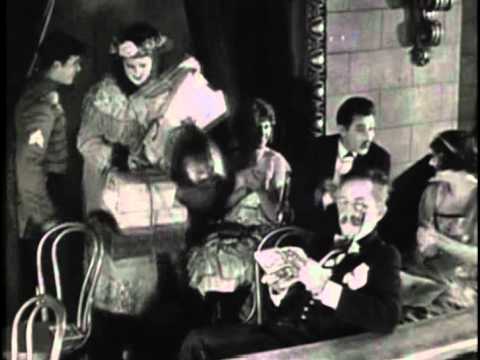 THE SHOW (1922) -- Larry Semon, Oliver Hardy