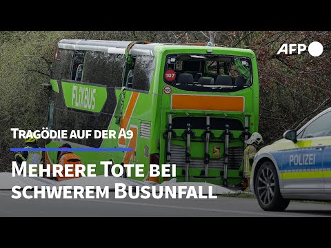 Mehrere Tote bei schwerem Busunfall auf A9 bei Leipzig | AFP