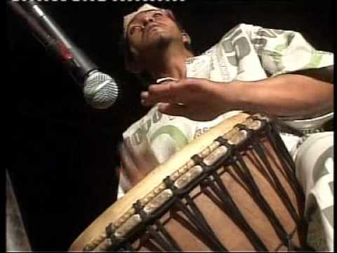 Piarakandro "Eny sa tsia"