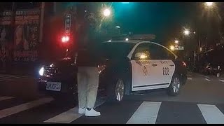 【夜貓優先】禮讓行人 - 警民對峙篇