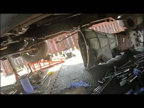 Land Rover Discovery 2 Clip (MobileClutchRepair)