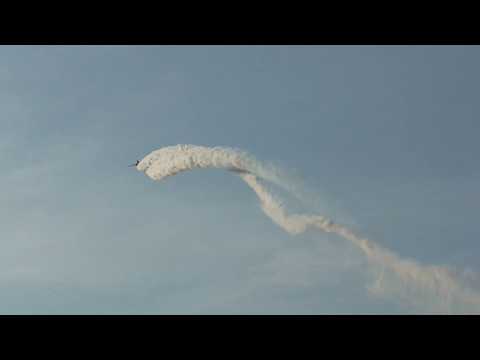 Sukhoi SU-30MK2 Venezuelan Airforce Fly By and Fuel Jettison