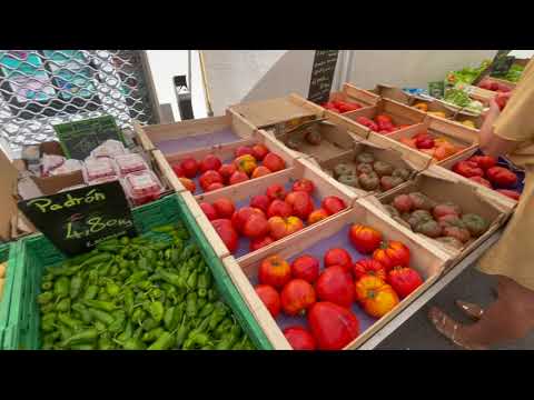 Life in The South of France: A visit to the Mauguio Market (Near Montpellier).
