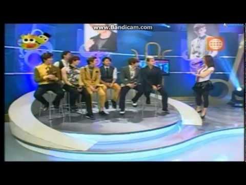 121101 U-Kiss Learning Spanish @ Dos Sapos un Riena